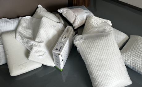 Sleepless Nights? My Pillow Mountain Expedition to Find the Right One for You!